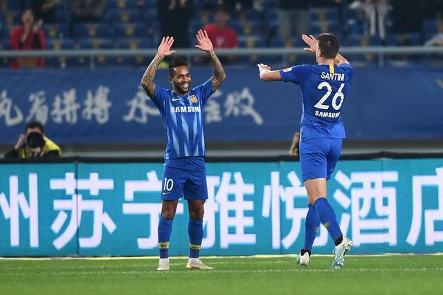 李凯尔0分赵睿17分 中国男篮不敌塞尔维亚